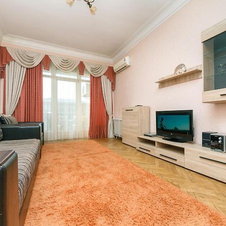 2 комнатная квартира на Крещатике Київ Екстер'єр фото